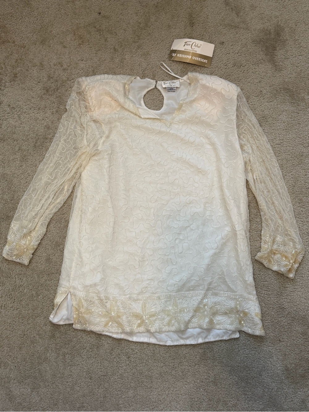 Tan-Chho Cream Women’s Long Sleeve Beaded/Sequenced Blouse Size Large NWT